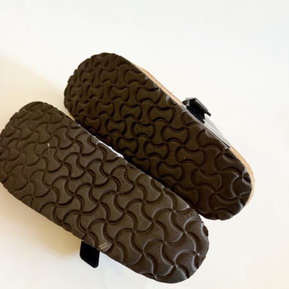 Birkenstock Gizeh Black Patent Leather Sandals Size 7 - Picture 6 of 6